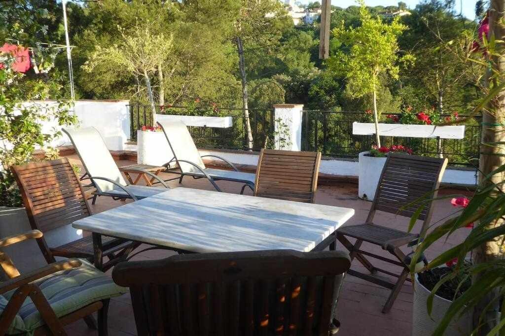 Apartamento con increíbles vistas y terraza en la azotea Girona Exterior foto