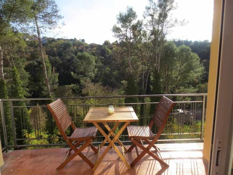Apartamento con increíbles vistas y terraza en la azotea Girona Exterior foto
