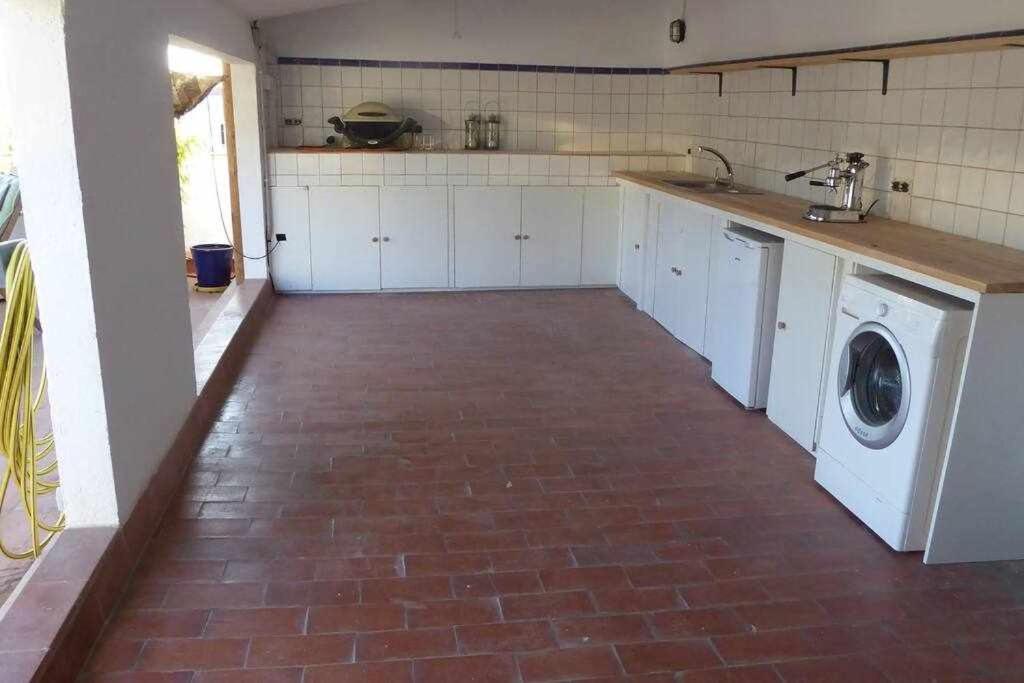 Apartamento con increíbles vistas y terraza en la azotea Girona Exterior foto